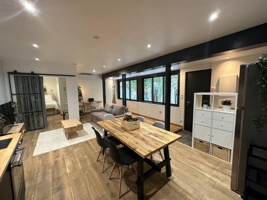 Apartamento T3 Style Loft, Au Calme, Plein Centre Et Climatise *